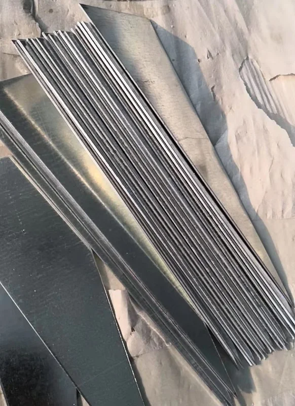 100mm Height Corten Steel Lawn/Garden Edging with top edge folded