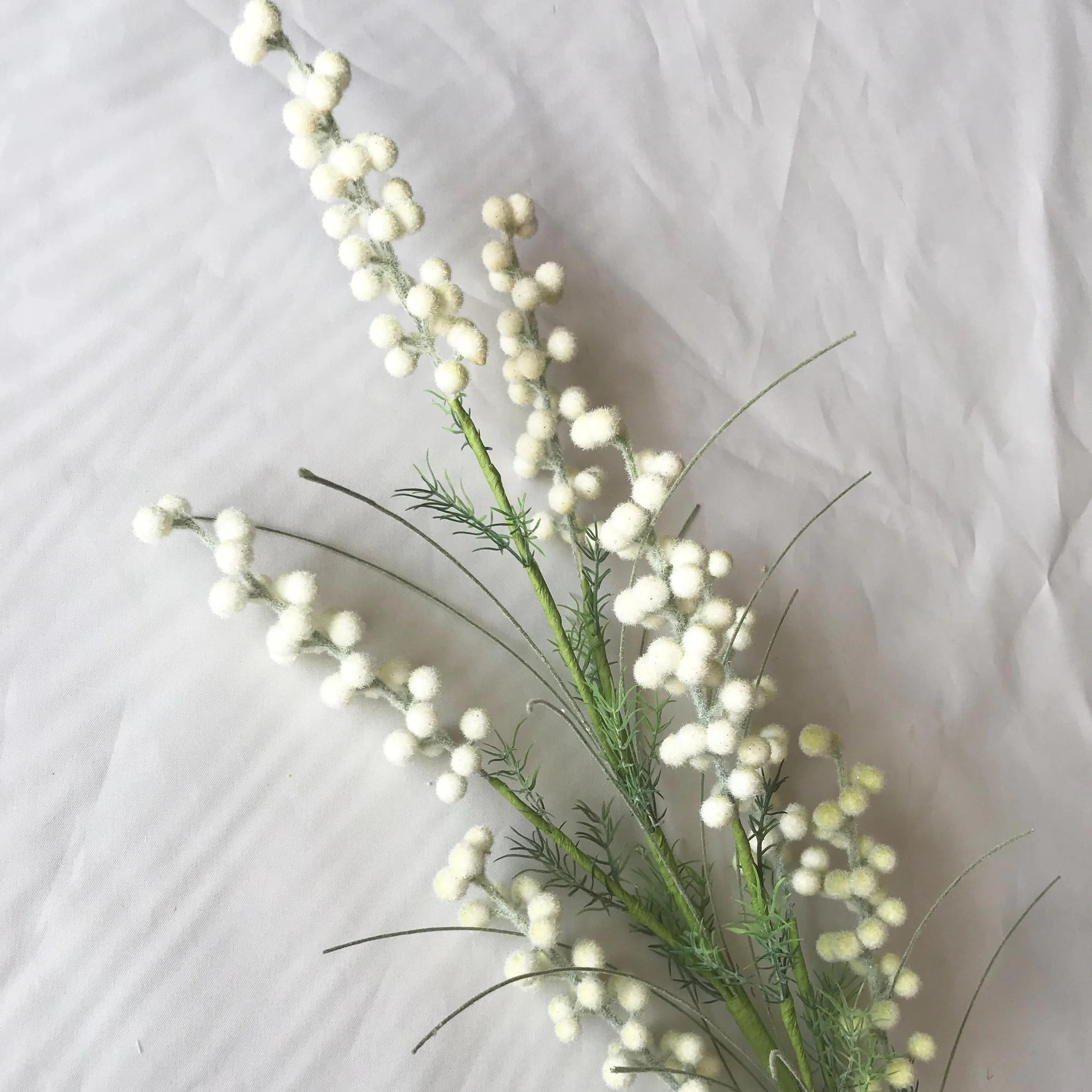 
artificial white flowers and velvet poinsettia and felt flower for wall Christmas home hotel decoration 