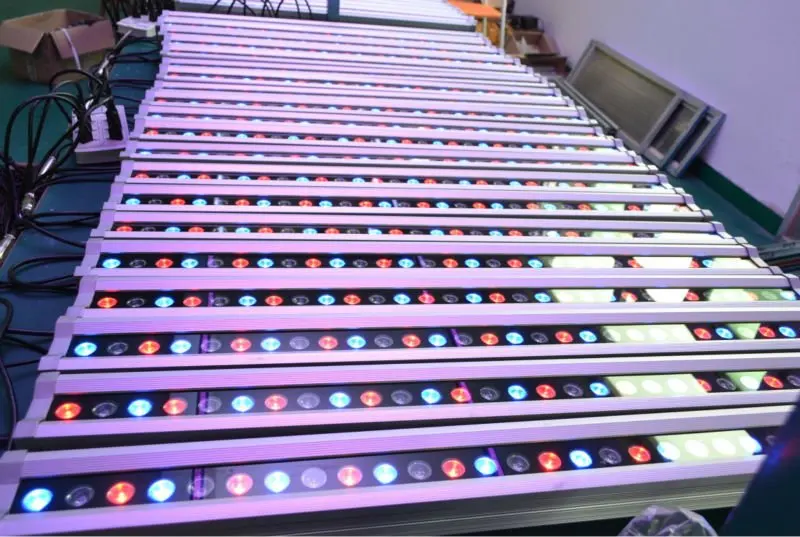 Outdoor Car Wash Bar Rgb 30X1W  ip65 facade outdoor led addressable wall washer led light for project