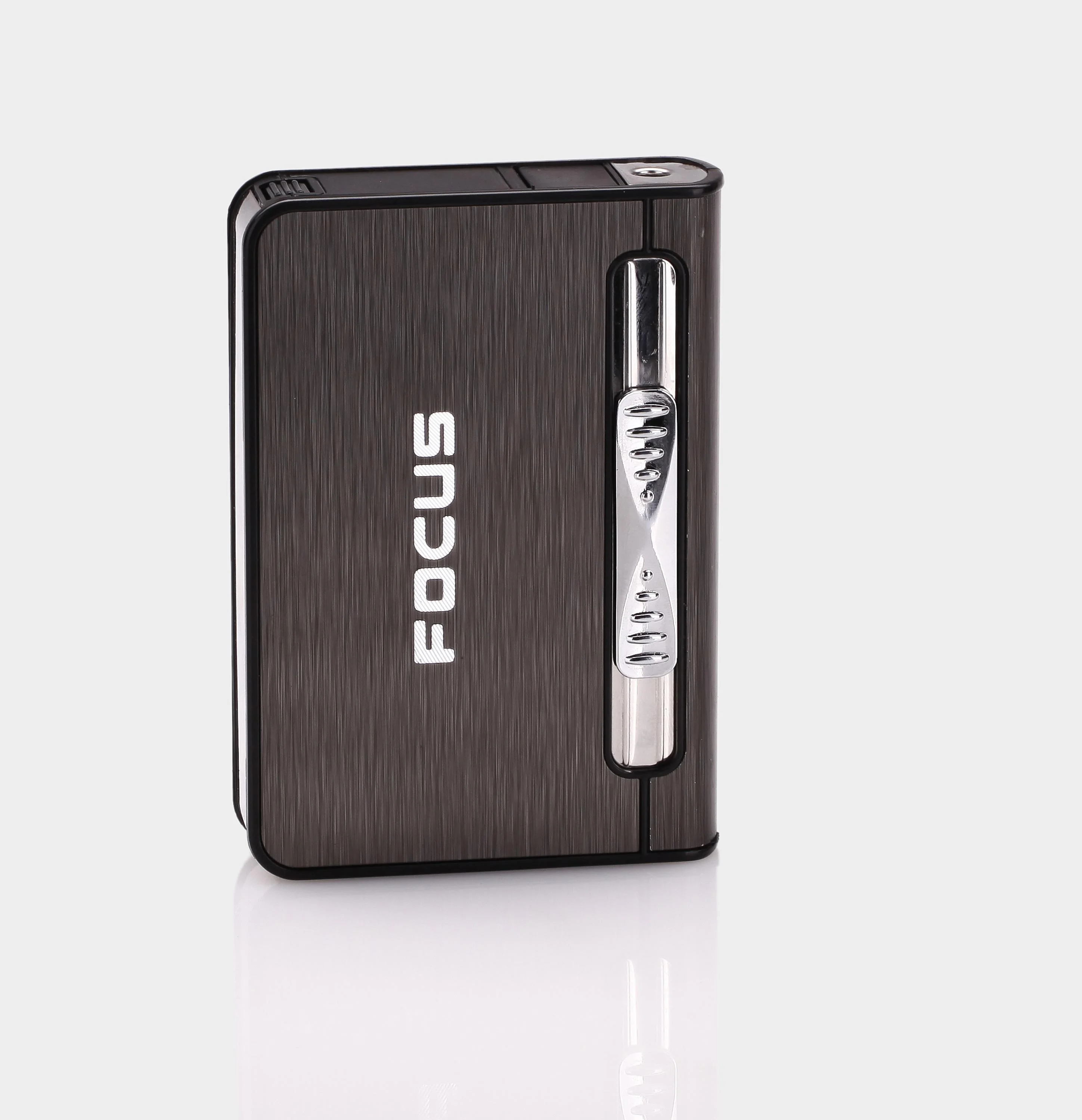 FOCUS wholesales red flame cigarette lighter box for cigarettes with lighter, automatic cigarettes case