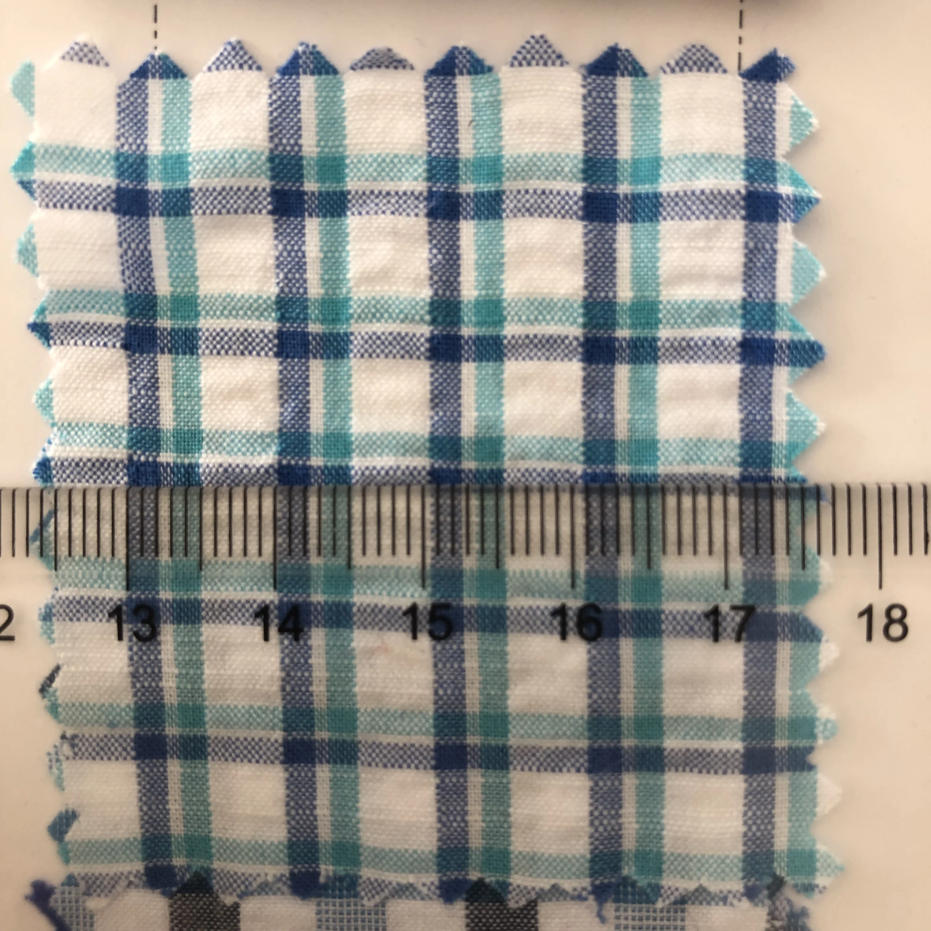 
cheap factory directly support fashion 100% cotton woven plaid check seersucker shirt cloth fabric 