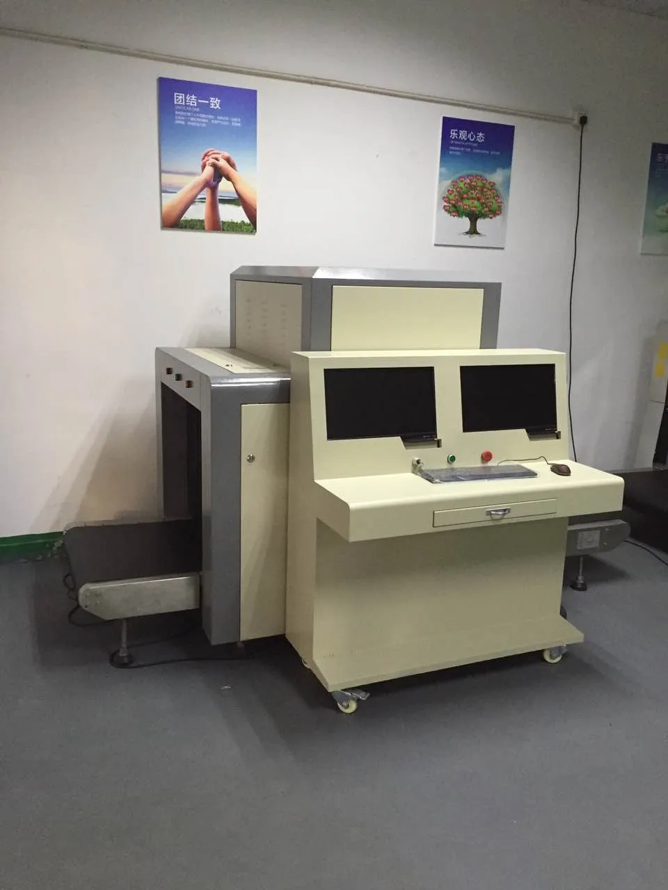 Новый дизайн борьбе с терроризмом безопасности X-Ray аэропорт мешок сканер используется в аэропорту