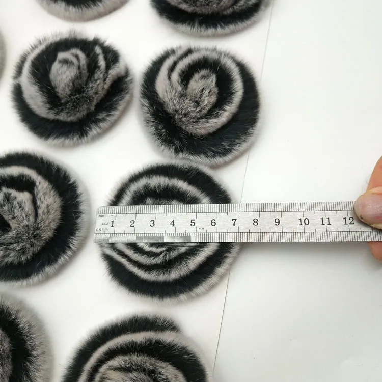 7cm Faux Fur Peony Flower Pom Pom Shape Garment Accessories