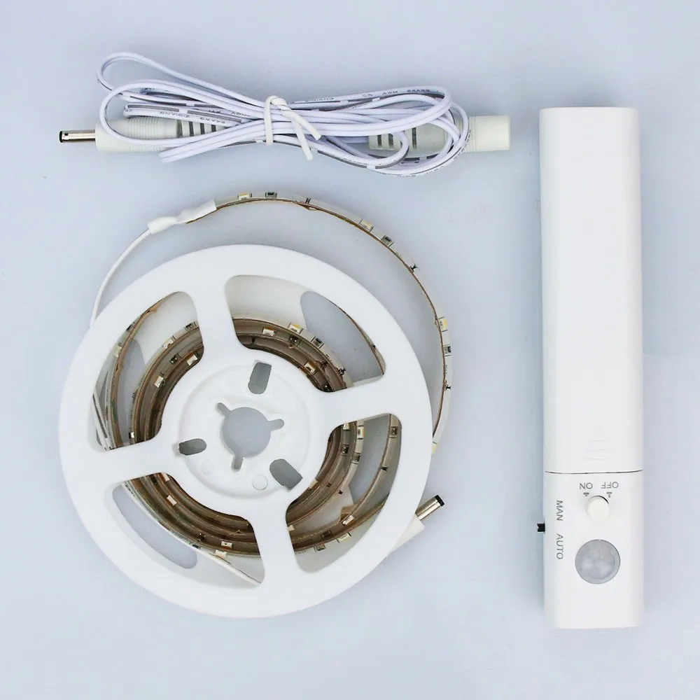 3AAA battery power automatic 4.5V Human Body motion sensor led strip for under bed