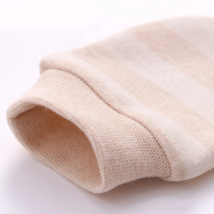 Guangzhou manufacture custom GOTS certificate 100% organic cotton winter warm newborn baby scratch mittens