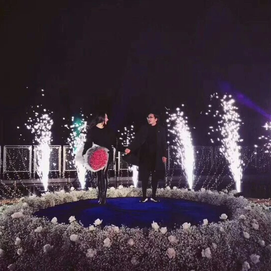 DMX Stage Electric Spark Cold Firework Fountain Machine For Effect Equipment