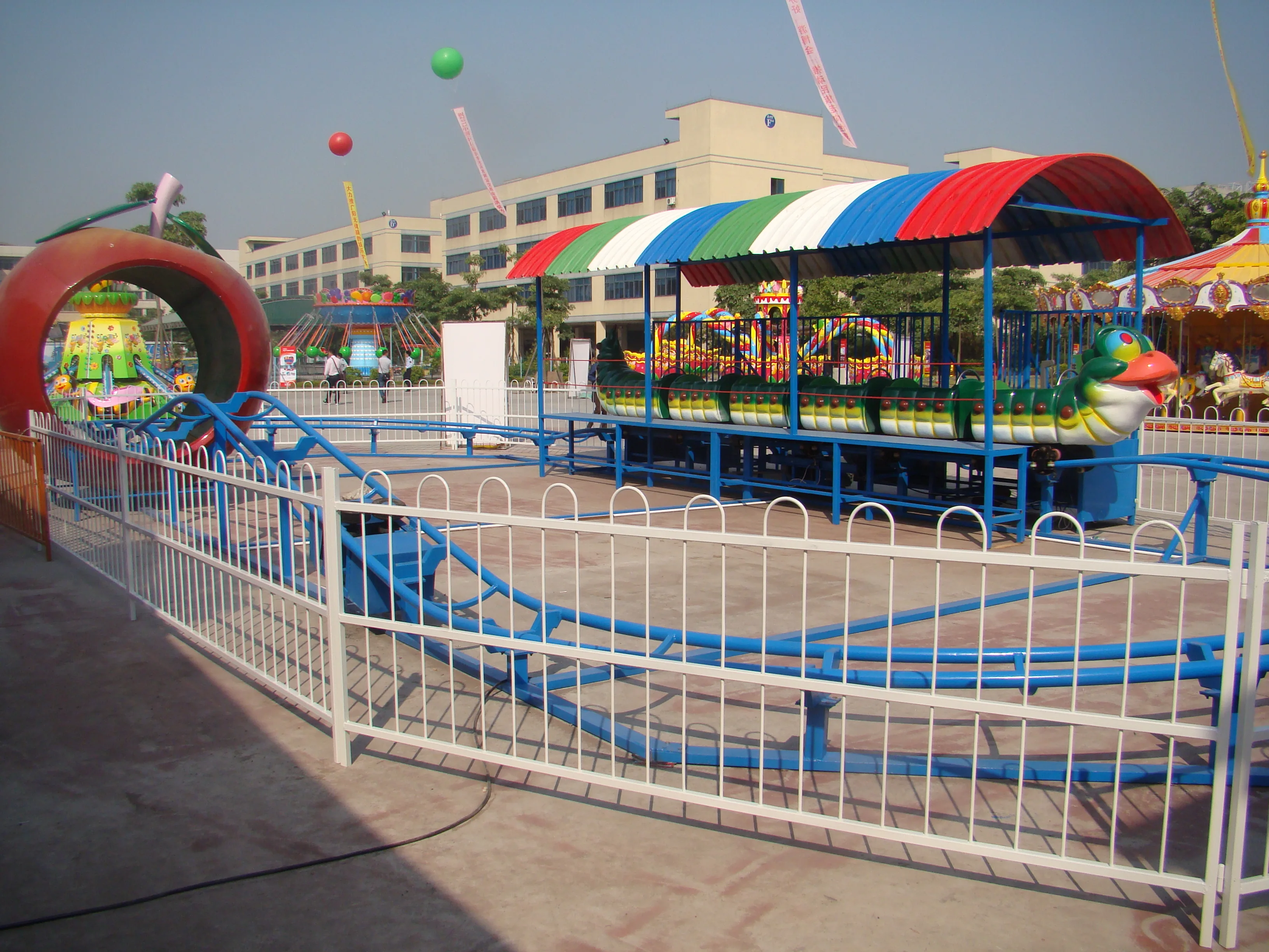 
Hot sales Outdoor Theme Park Rides Attractions Thrilling Track Rides Warm roller coaster 