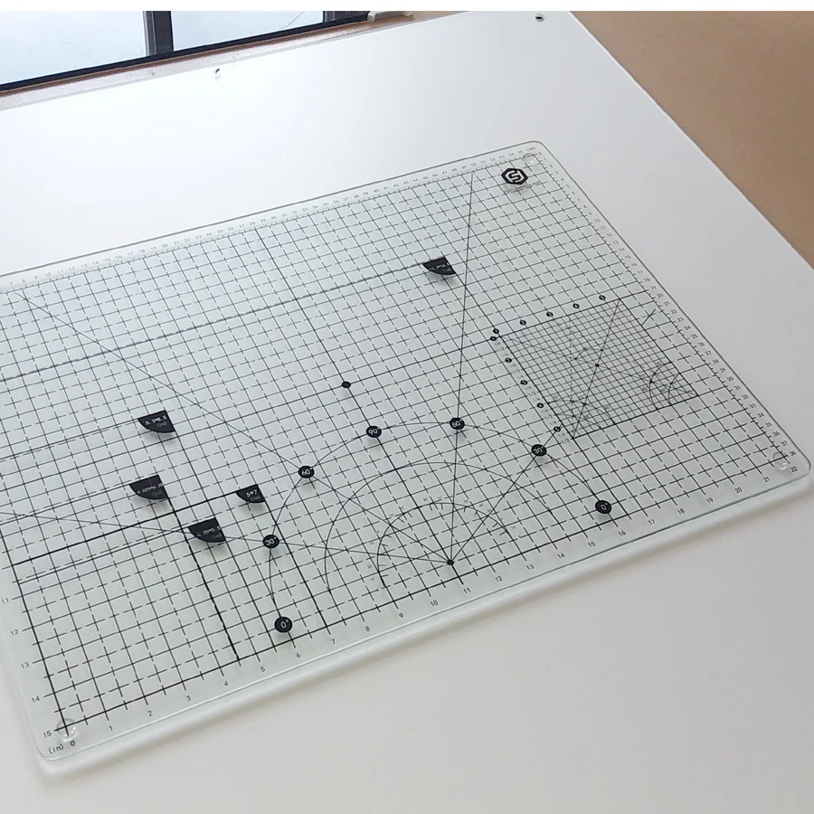 transparent  A2 silk screen printing tempered glass cutting mat with grid