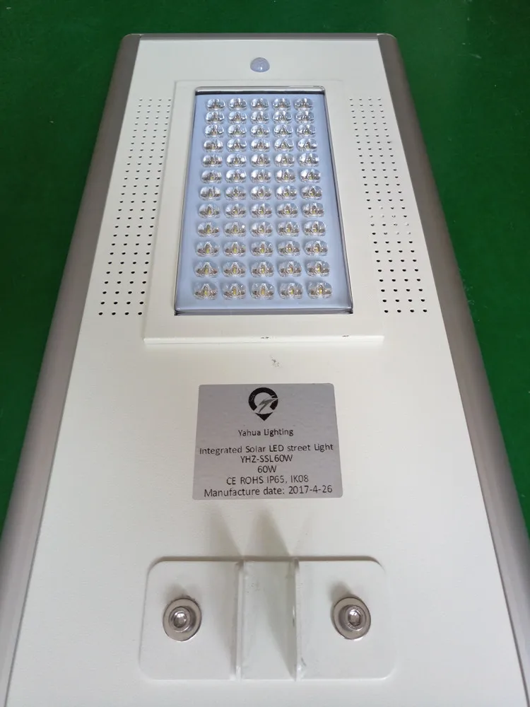 Low price DC12V 30w solar led street lamp with 6m pole inbuilt solar panel li-ion battery
