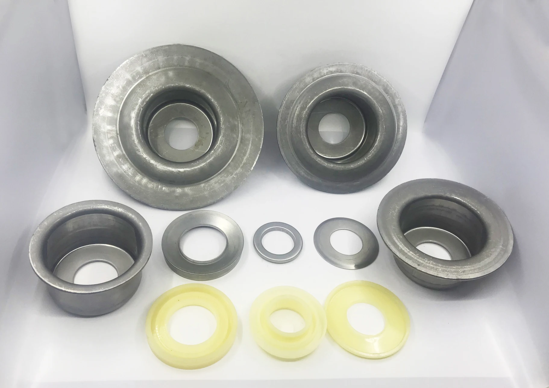 
OEM /ODM steel bearing housing/bearing seat for carrier roller/idler roller 