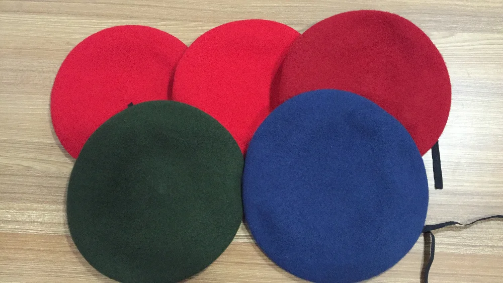 Custom metal logo olive green scout beret united nations uniform tactical beret hats for security guard