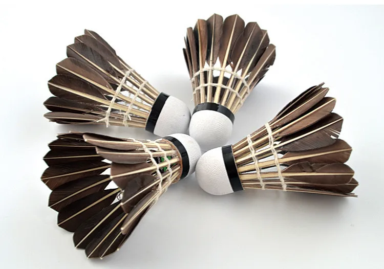 
Top quality black goose feather shuttle cock for training 