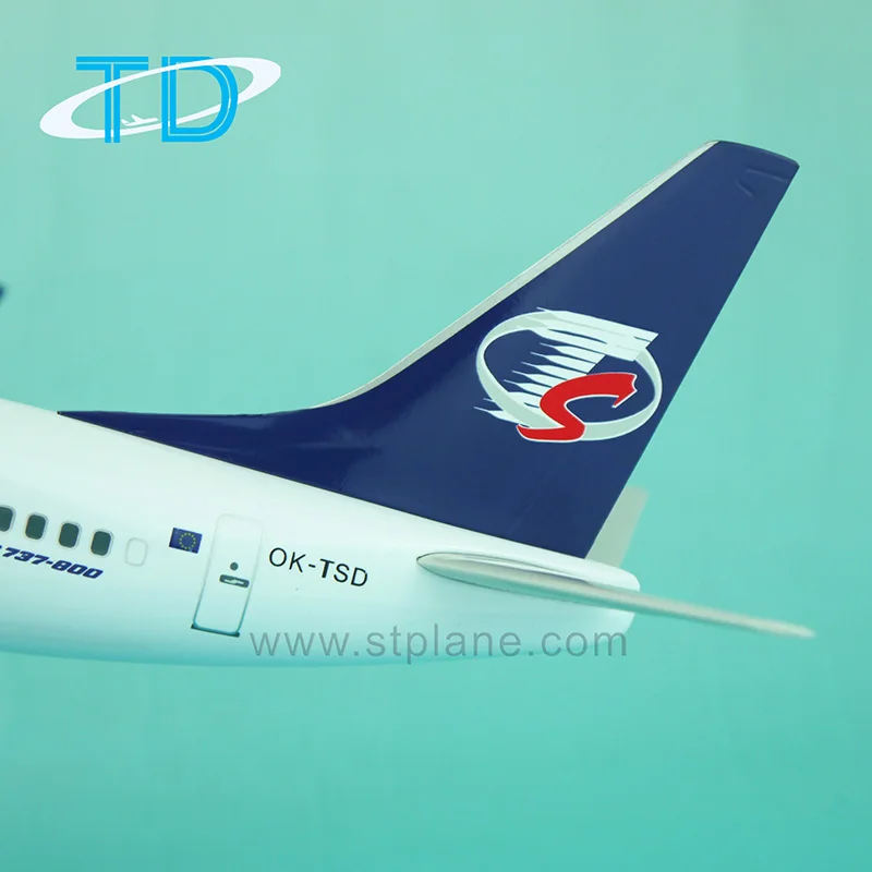 B737-800 1/100 Travel Service Airlines Gift Passenger Aircraft Model