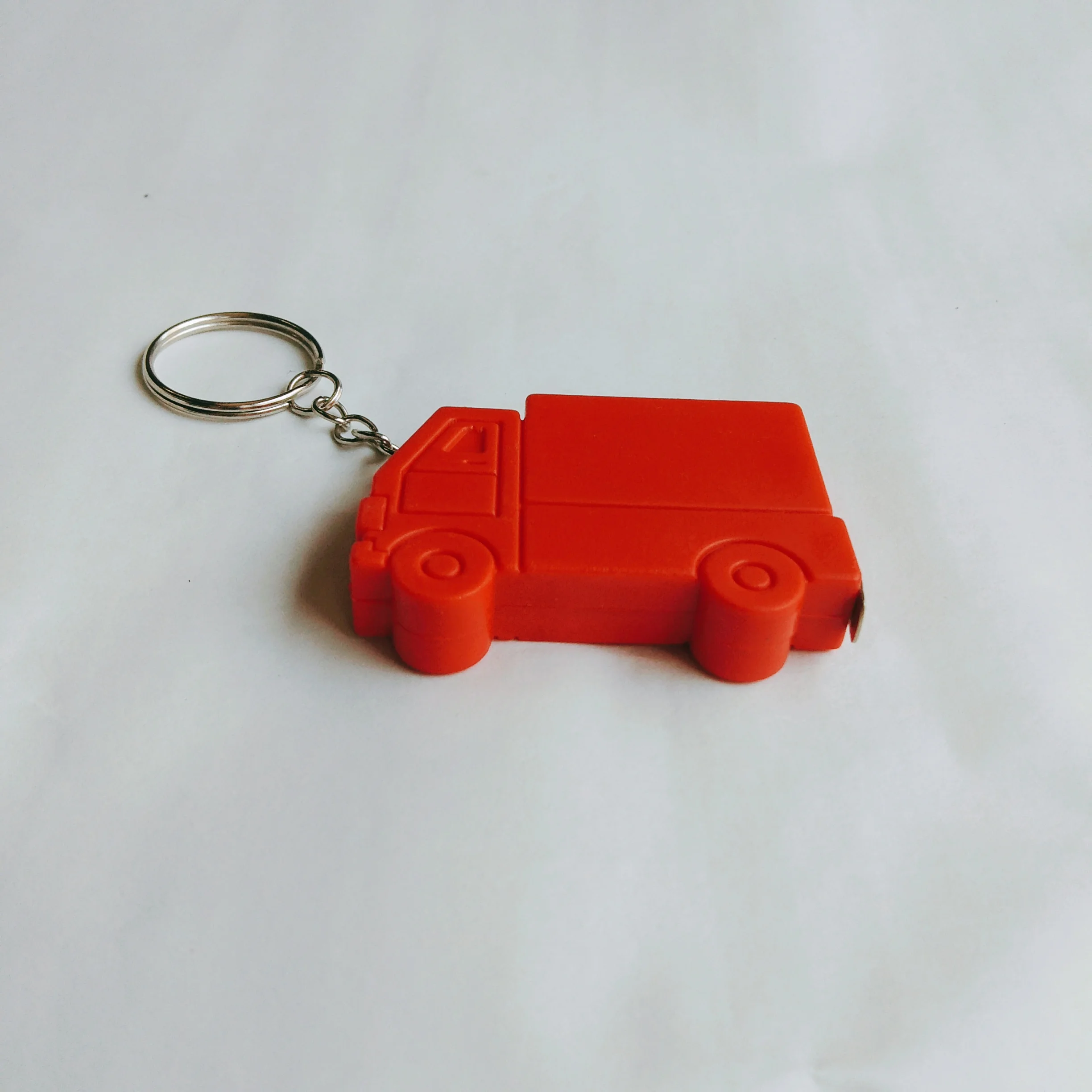 wholesale logo printed  cheap car shape keychain tape measure 1 meter  40Inch