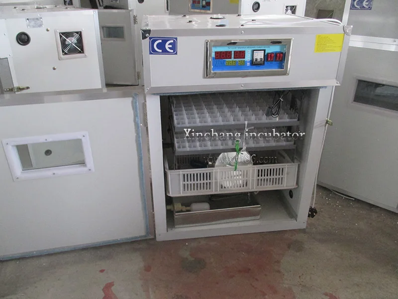 Best price 176 eggs incubator with hatcher/brooder for poultry
