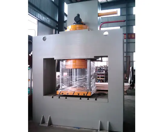 Press hydraulic