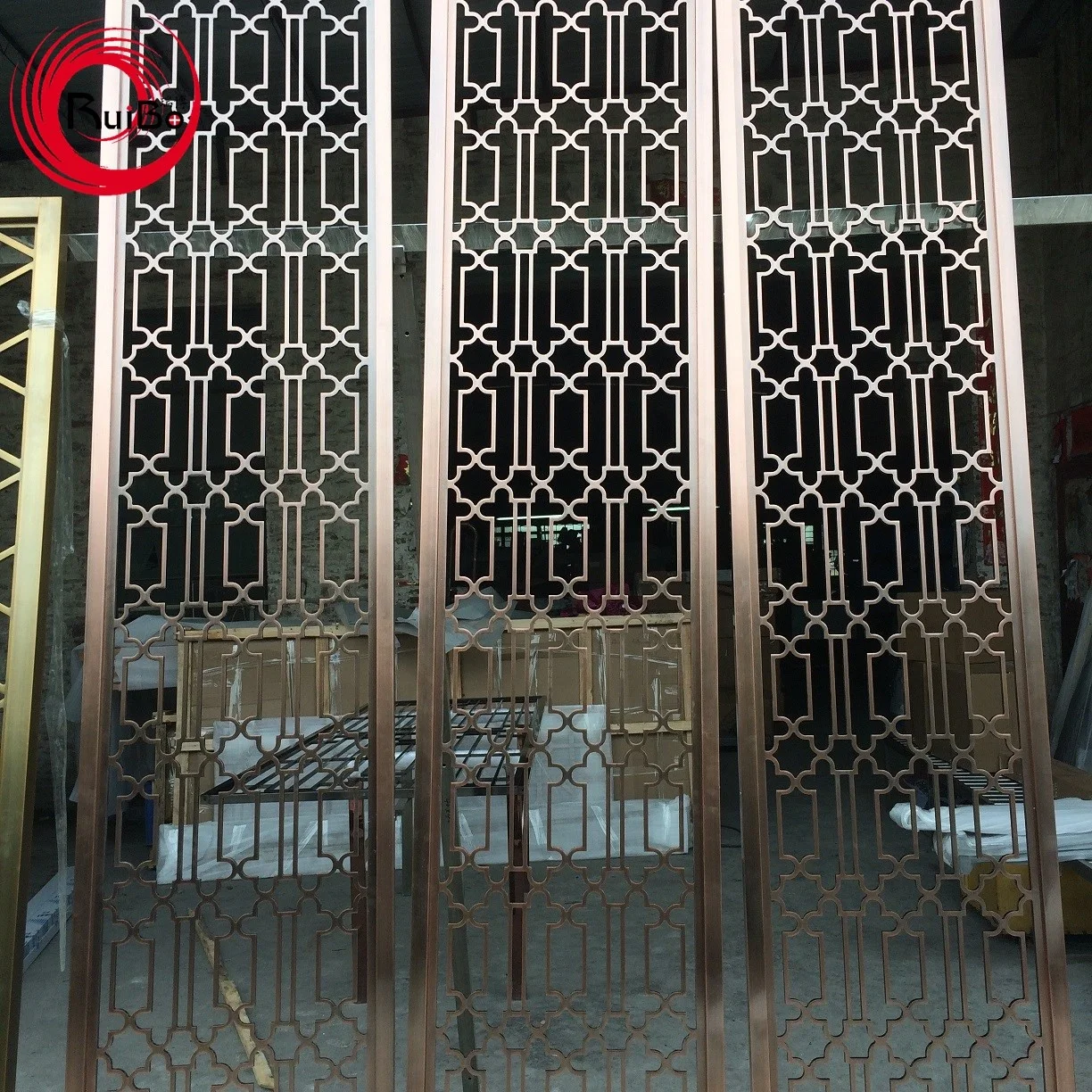 
Wholesale customized design solid aluminum carving partitions metal screens decorative panels 