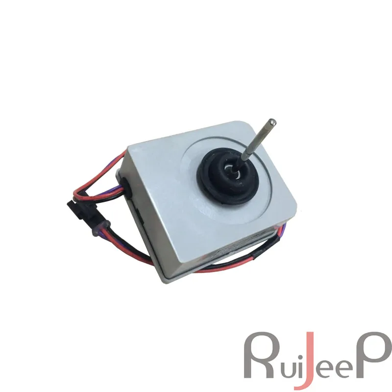 Lower power consumption DC motor for refrigerator