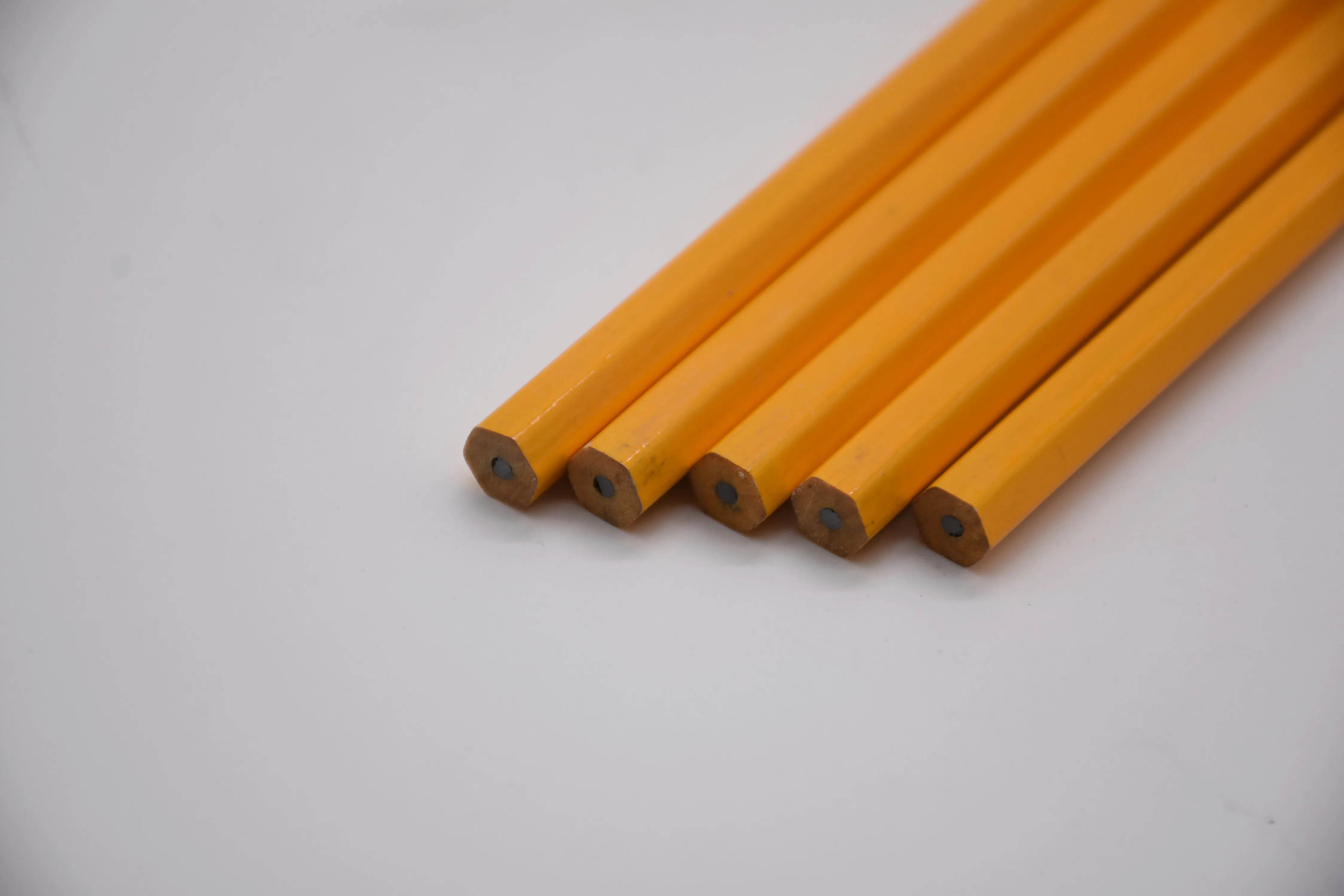 2018 Reliable New Product Eco-friend Recycle Logo Printed Drawing  Newspaper Pencil for kids