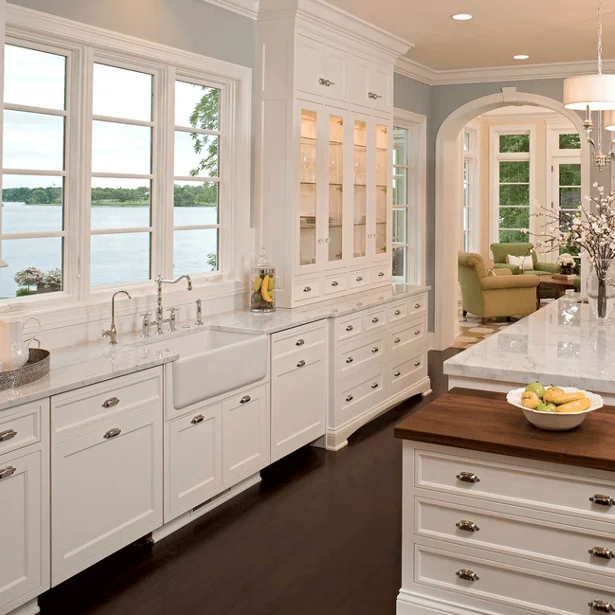 2019 Light Yellow Wood Grain Melamine Cabinet Doors with Double-mesa Island Kitchen Cabinet