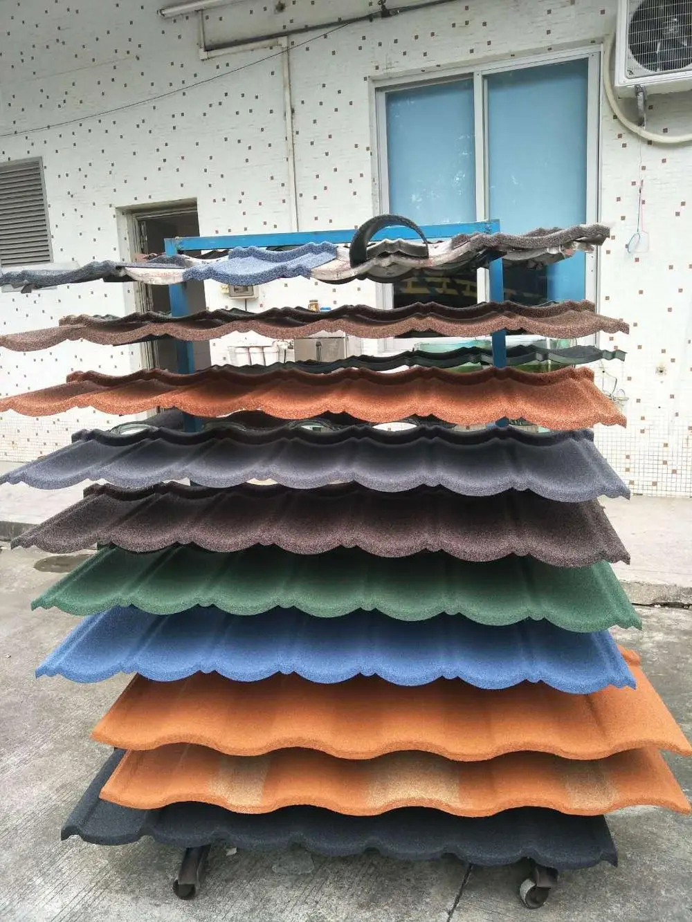 Guangzhou new building materials corrugated roofing/concrete roof tile price