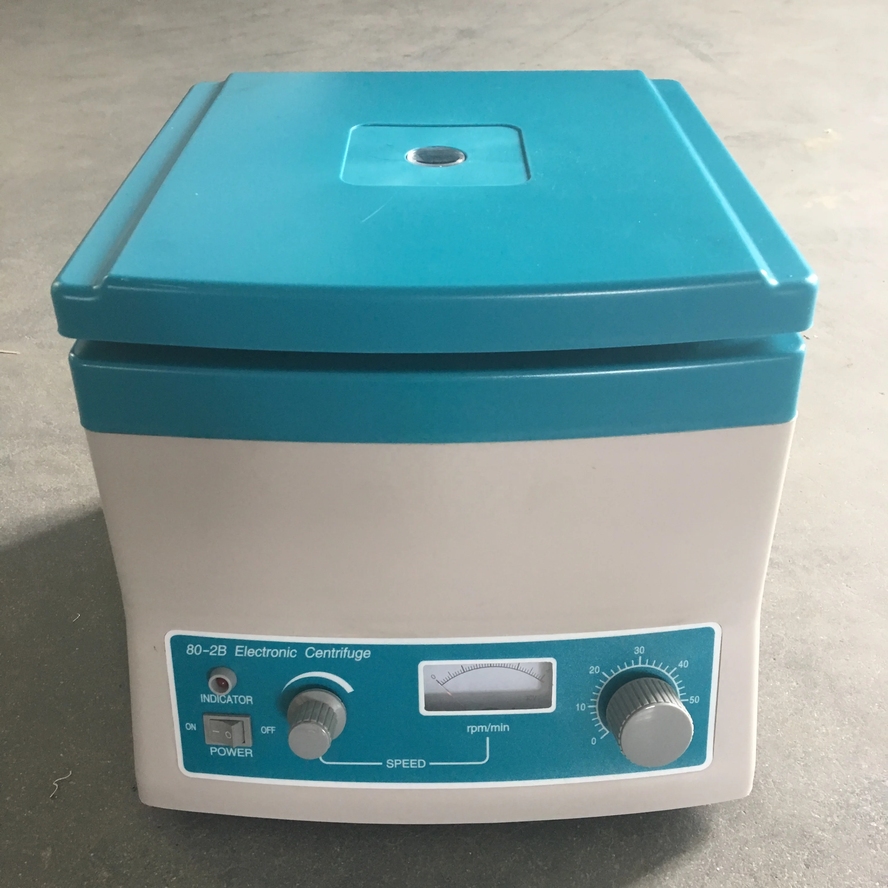  Настольный центрифуга синего цвета в новом стиле по оптовой цене