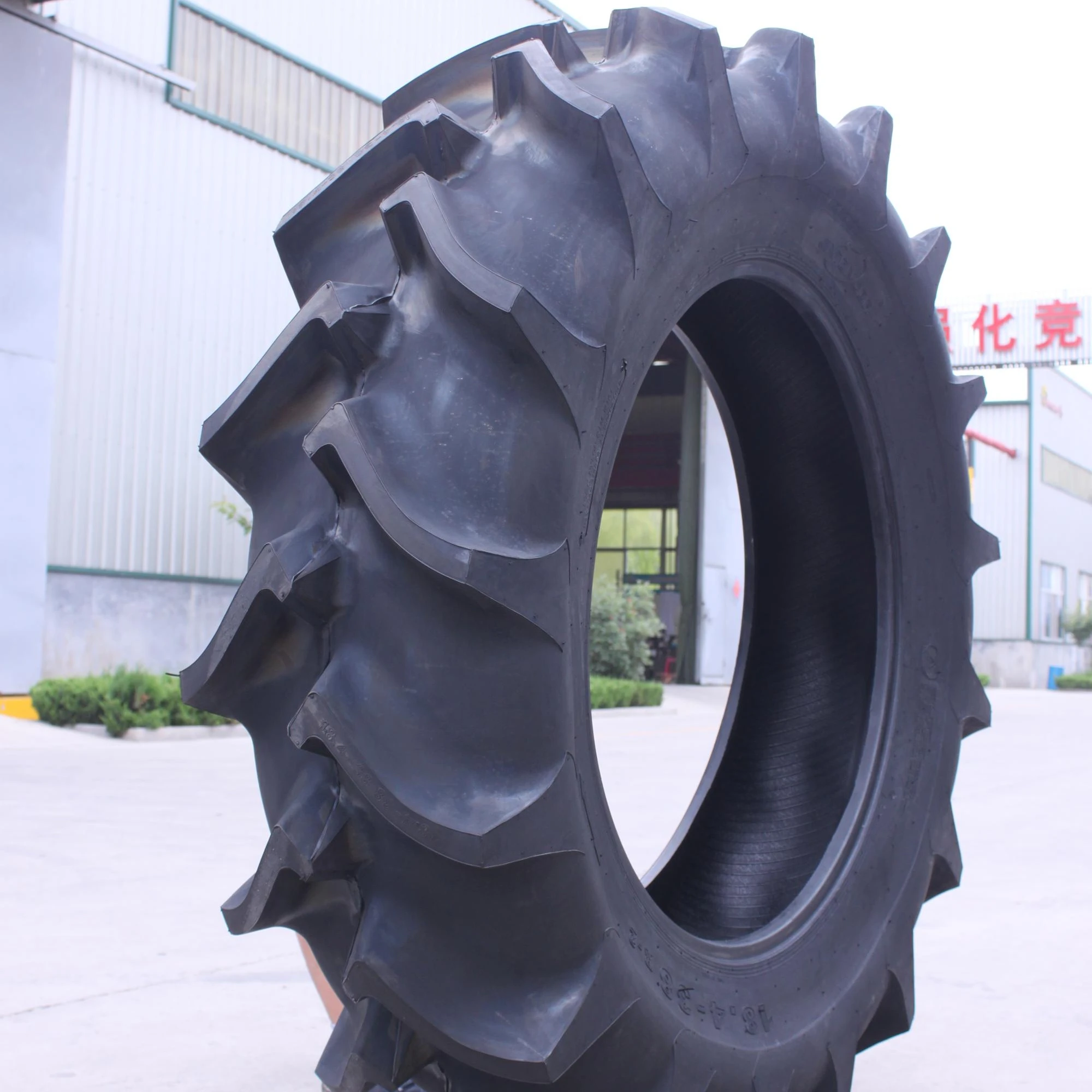 Tractor Tyre Rice Field Tyre 18.4-30 R-2 Agricultural Tyre