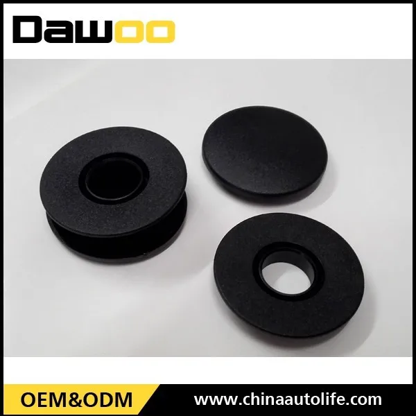 Auto clip and small plastic fastening for car mats