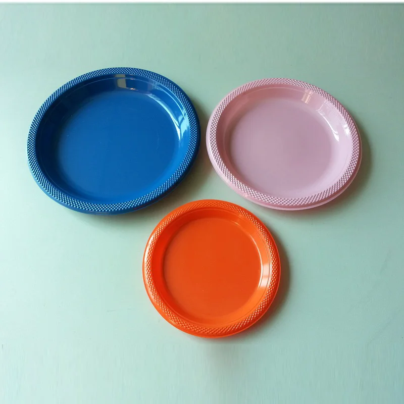 
disposable solid color round plastic plate 