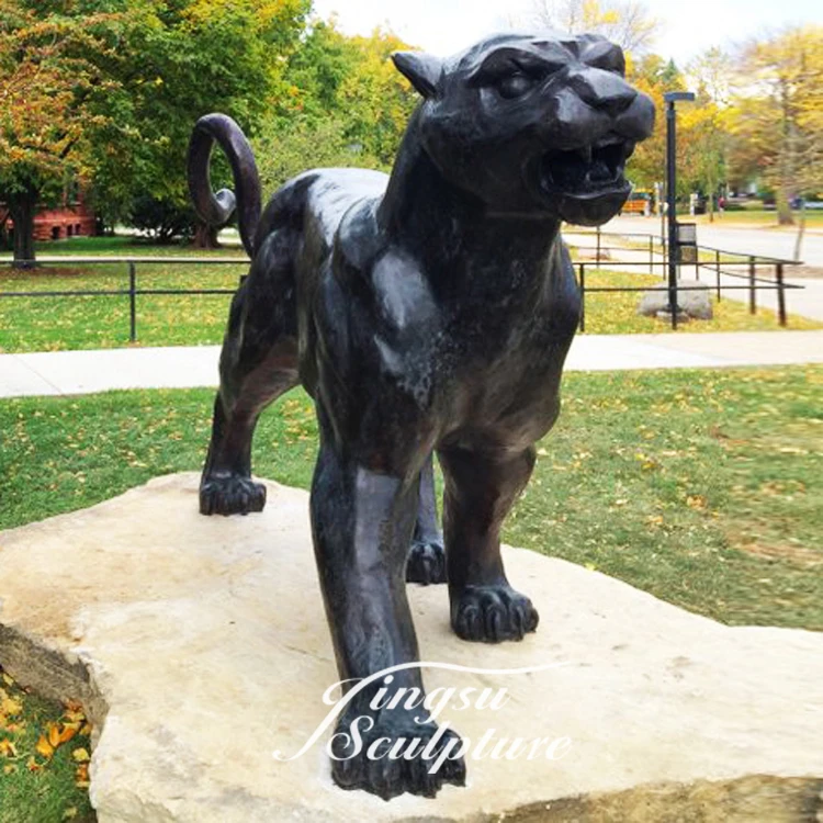 Outdoor deco bronze black panther sculpture