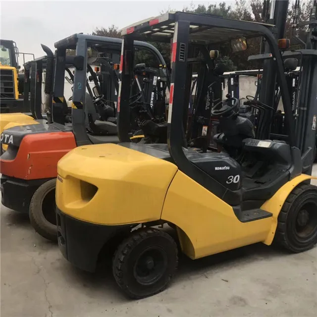 Used forklift  K-omatsu 3ton / fd30 with diesel engine, japan forklift with high quality for sale
