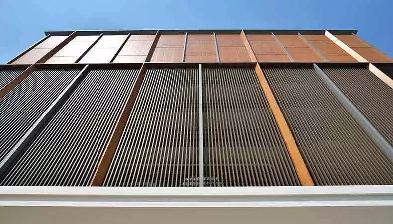 
UV Resistant No Fading Solar Shading WPC Facade And Partition Wall Cladding 