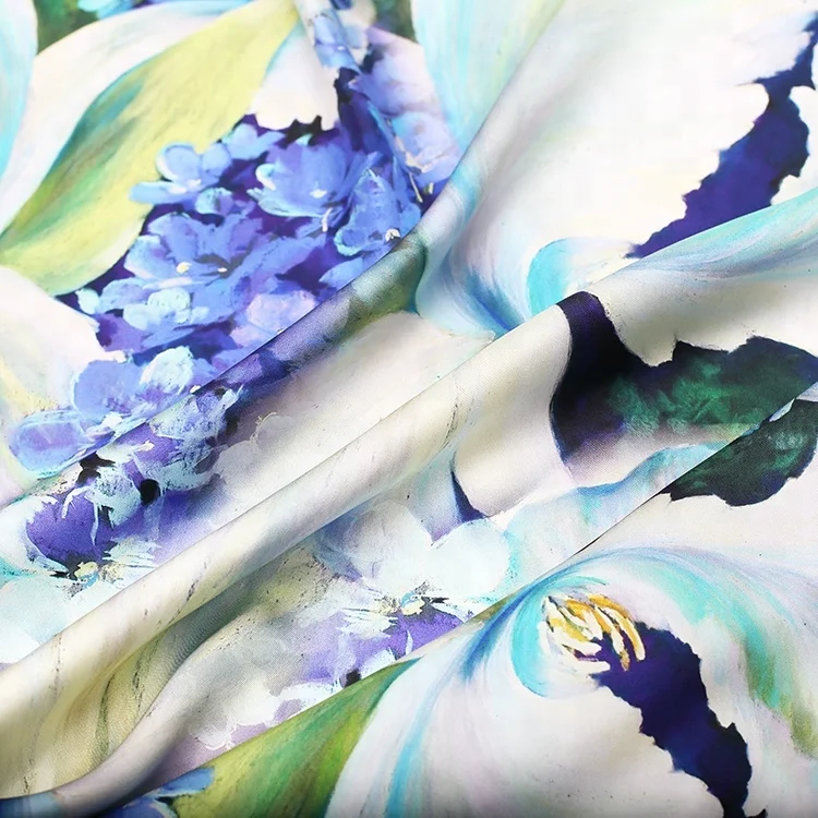 Factory wholesale scarf hand made new design digital printing style silk scarf