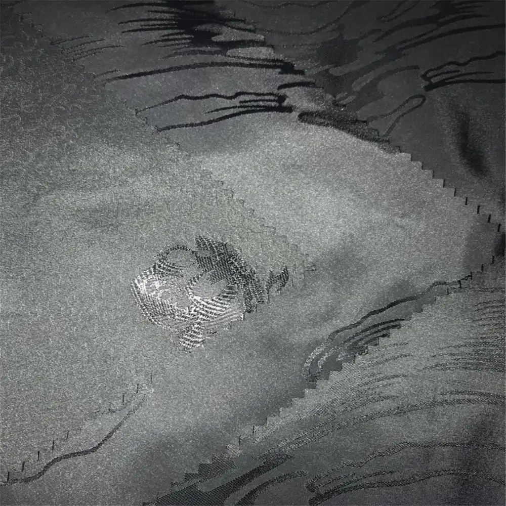 
2020 fabric Waterproof polyester jacquard woven jacket fabric for dress 