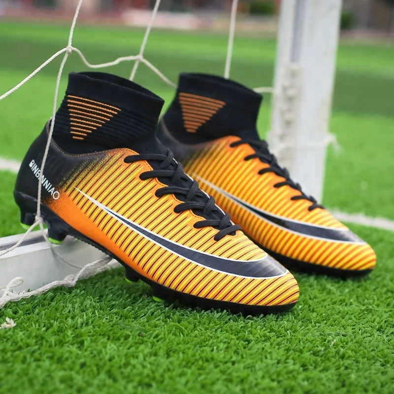 Latest Design OEM Widely Used Soccer Shoe Boot Football Shoes