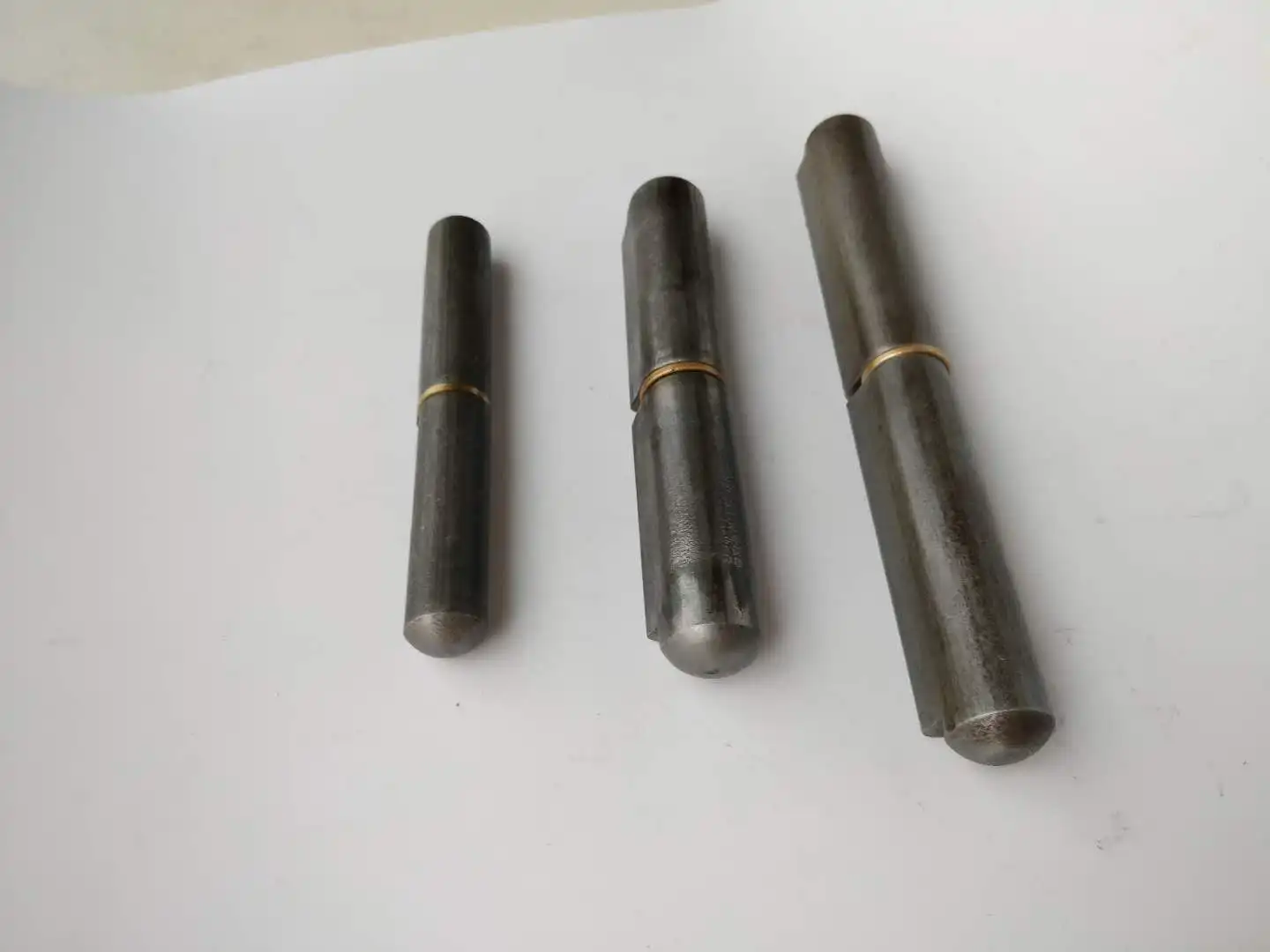 Steel barrel hinge welding hinge weld on solid steel hinge