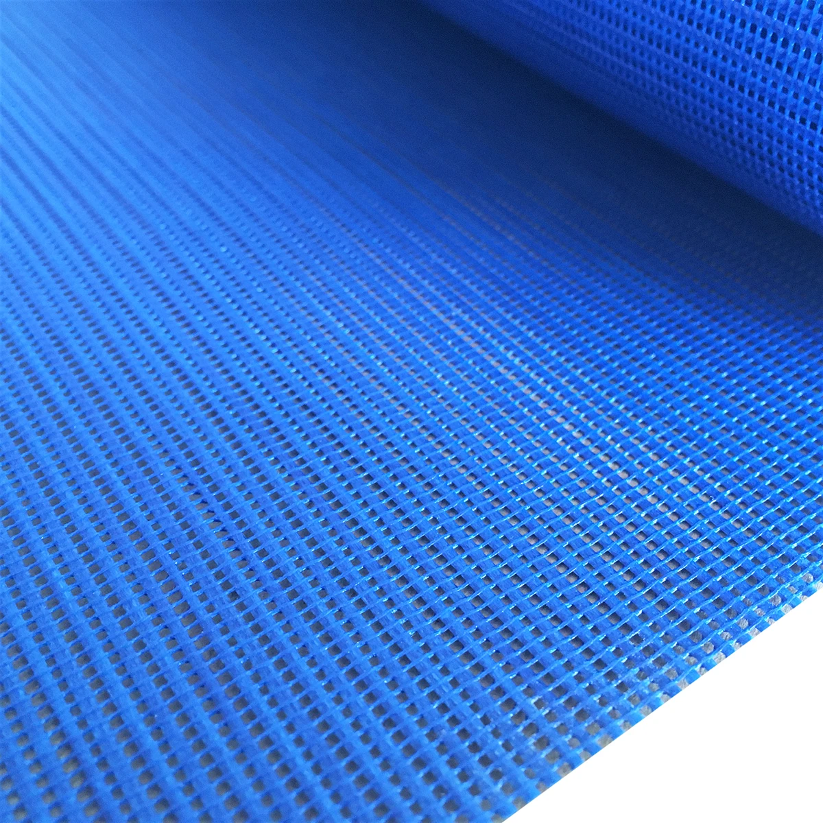 500D*1000D 18*12 250GSM Mesh PVC Coated Polyester Mesh Fabric