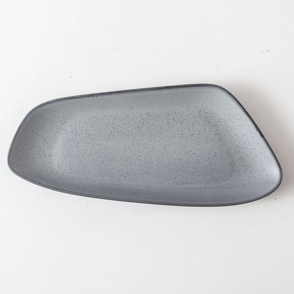 Restaurant Hotel Vintage Ceramic Irregular Grey Color Glaze Speckled Matte Fish Sushi Porcelain Serving Plate