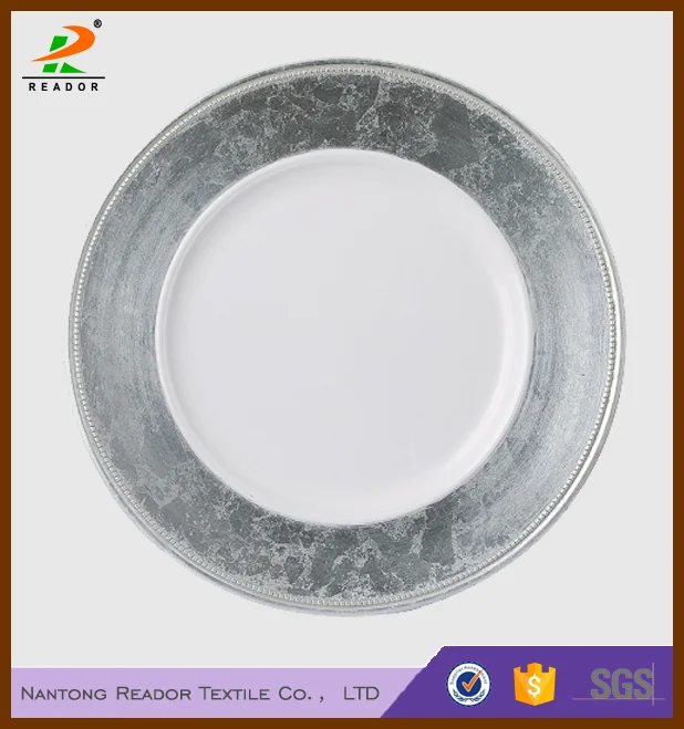 Дешевые свадебные золотые серебряные керамические тарелки для зарядного устройства праздничного банкета