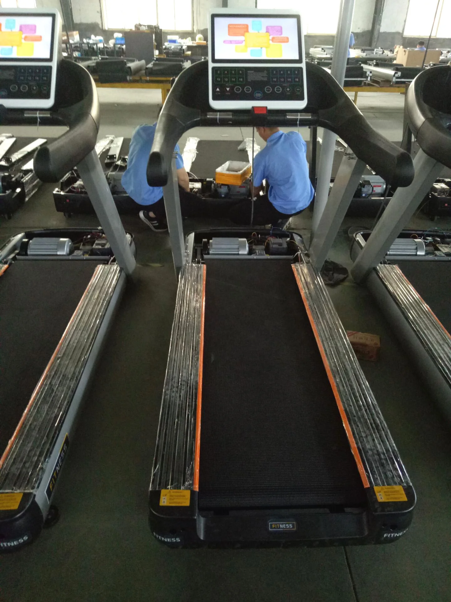 Top quality LCD touch screen Android System WIFI China gym equiment treadmill commercial fitness Cardio equipment