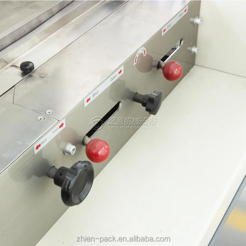 Automatic mini chocolate bar/ energy bar/candy packaging machine