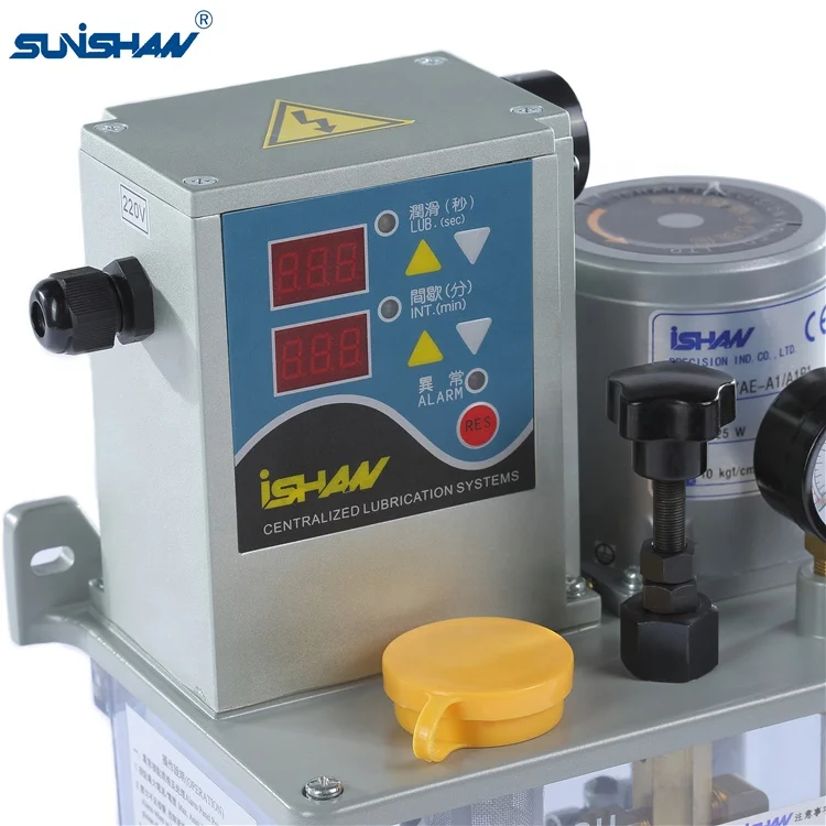 China factory price concrete laser screed machine floor leveling concrete laser screed machine lubrication pump