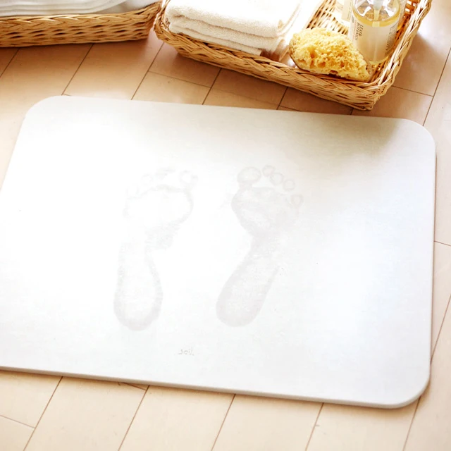 Colorful water absorbing bathroom mat quick dry diatomite bath mat