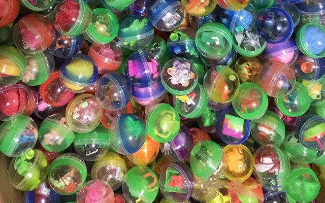 Assort party favour toy capsule toy for capsule juguetes para ninos