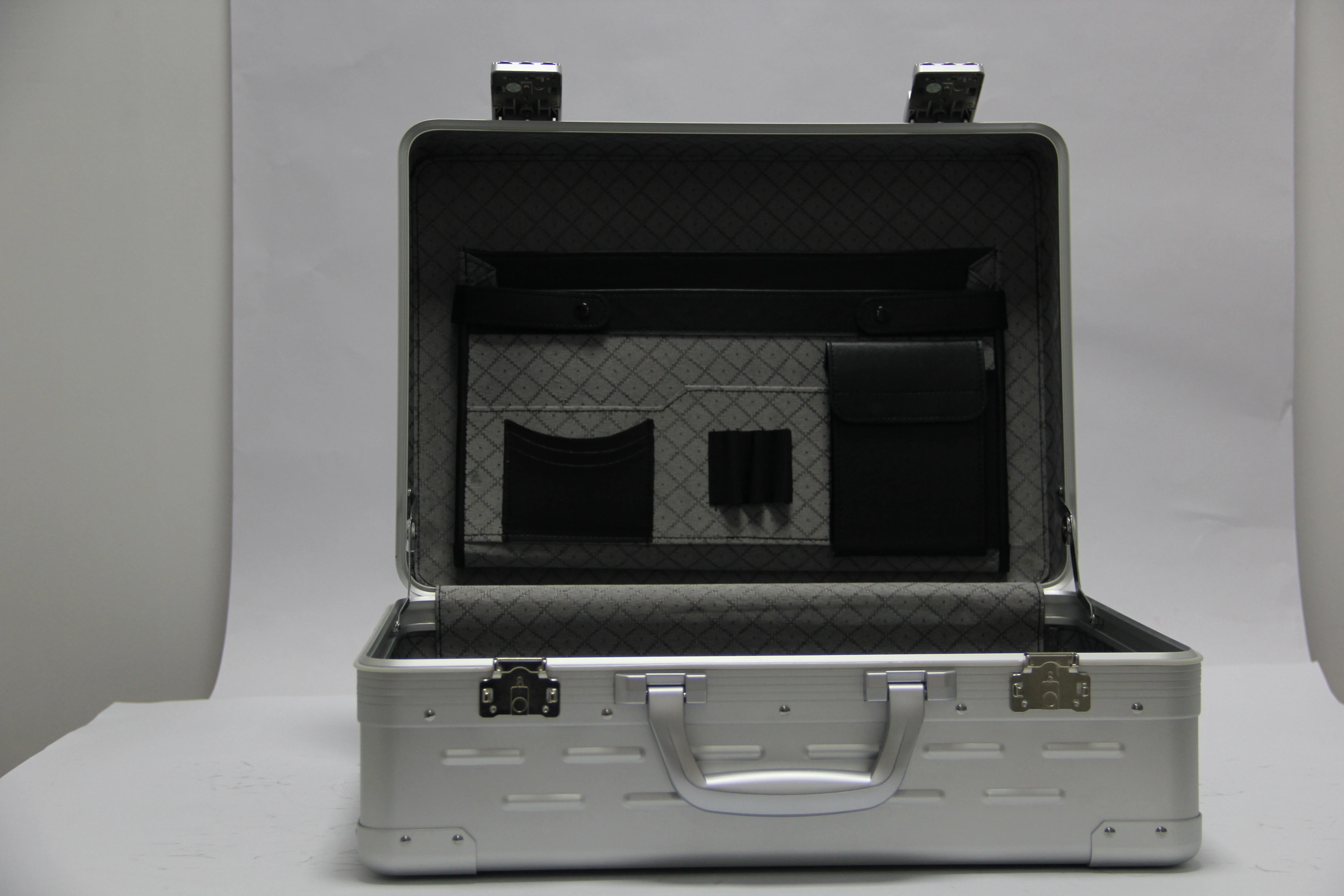 High Quality Aluminum Laptop Case Briefcase With Code Lock