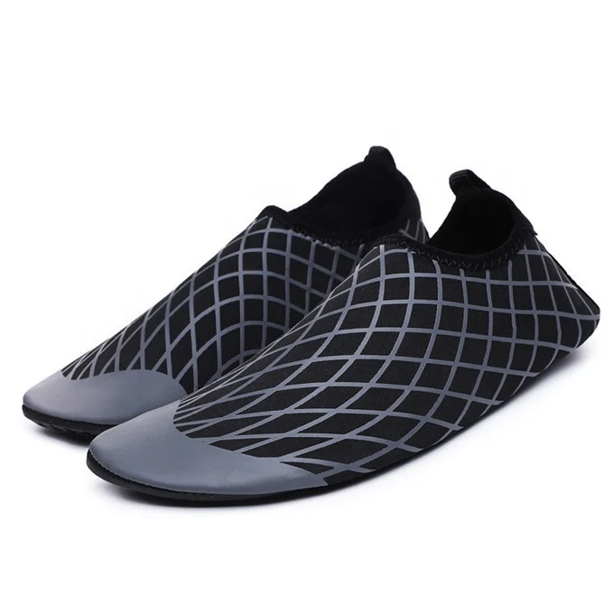 Customize Barefoot Quick dry Non Slip Shoes For Swimming  pool