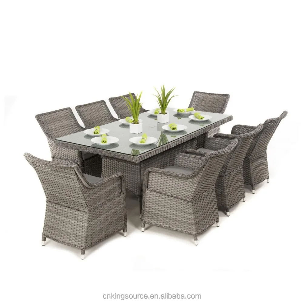 
2018 new outdoor garden rattan dining table and chair 