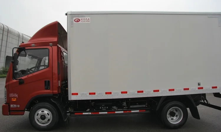 China Cube Truck Diesel Type Cargo Delivery Box Truck for sale