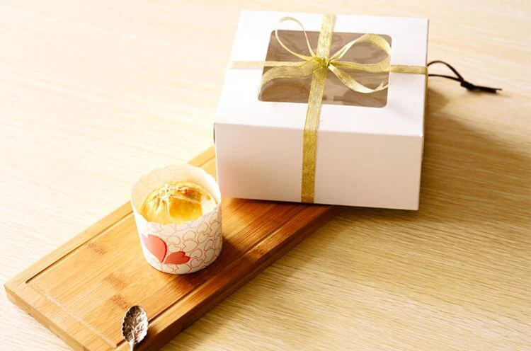 
Wholesale Small cake box 12 Hole Paper Cupcake Boxes with PVC window 