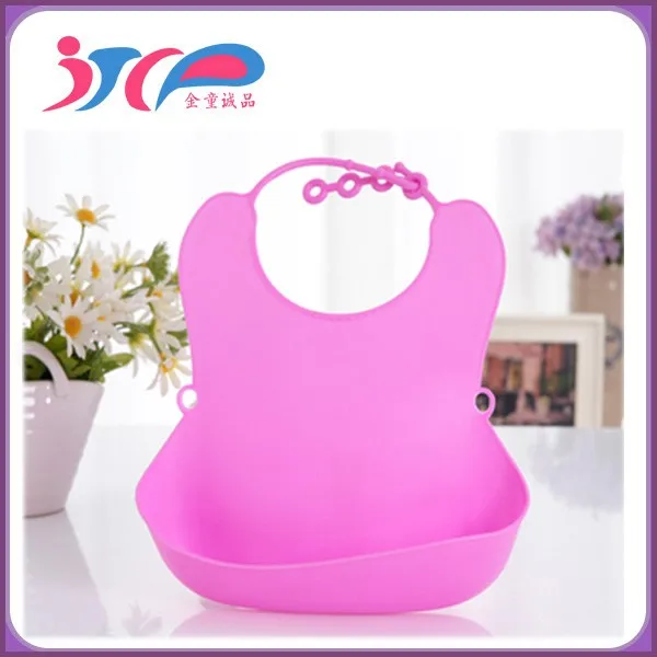 Wholesale Cute Food Grade Waterproof Large Pocket Baby Bib Soft Silicone Baby Bib With Food Catcher Opening
